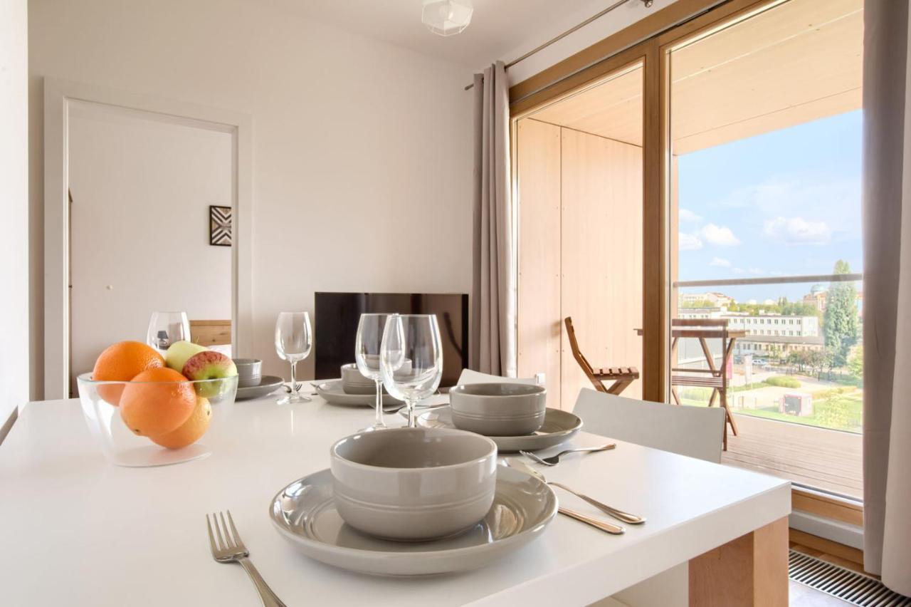 19 Dzielnica Kolejowa P&O Serviced Apartments Warsaw Exterior photo